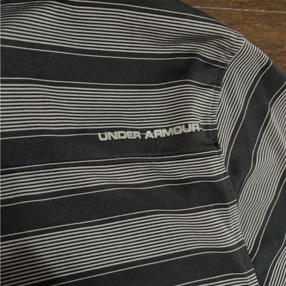 Under Armour Men's Black and Gray Polo Shirt - Picture 6 of 6